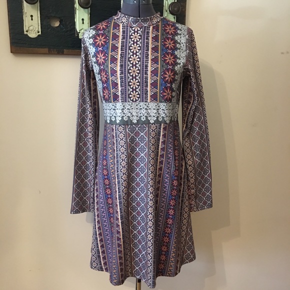 Smash! 60’s Print Boho-Style Long Sleeve Dress Size S/M - Picture 6 of 16